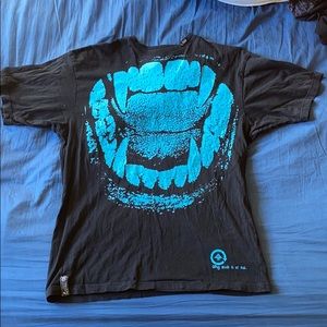 Men’s LRG brand t shirt